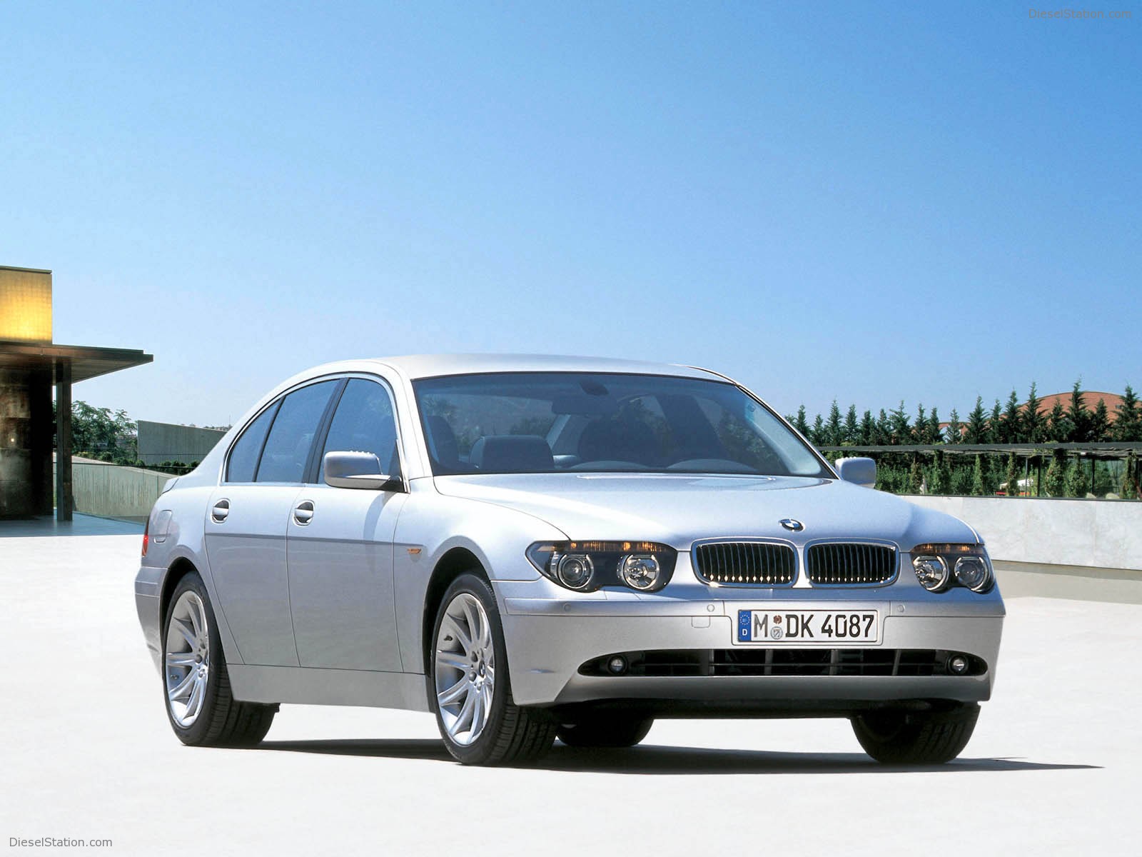 BMW 7 Series (2002)